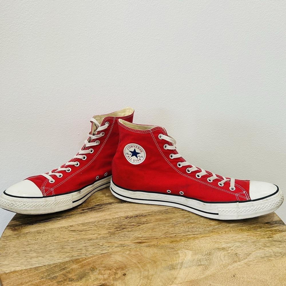 Converse All-Stars Red Chuck Taylor High Tops Sneakers X9621  Men's Size 16 EUC